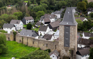 Stadt Blankenberg/ Hennef aus der Luft