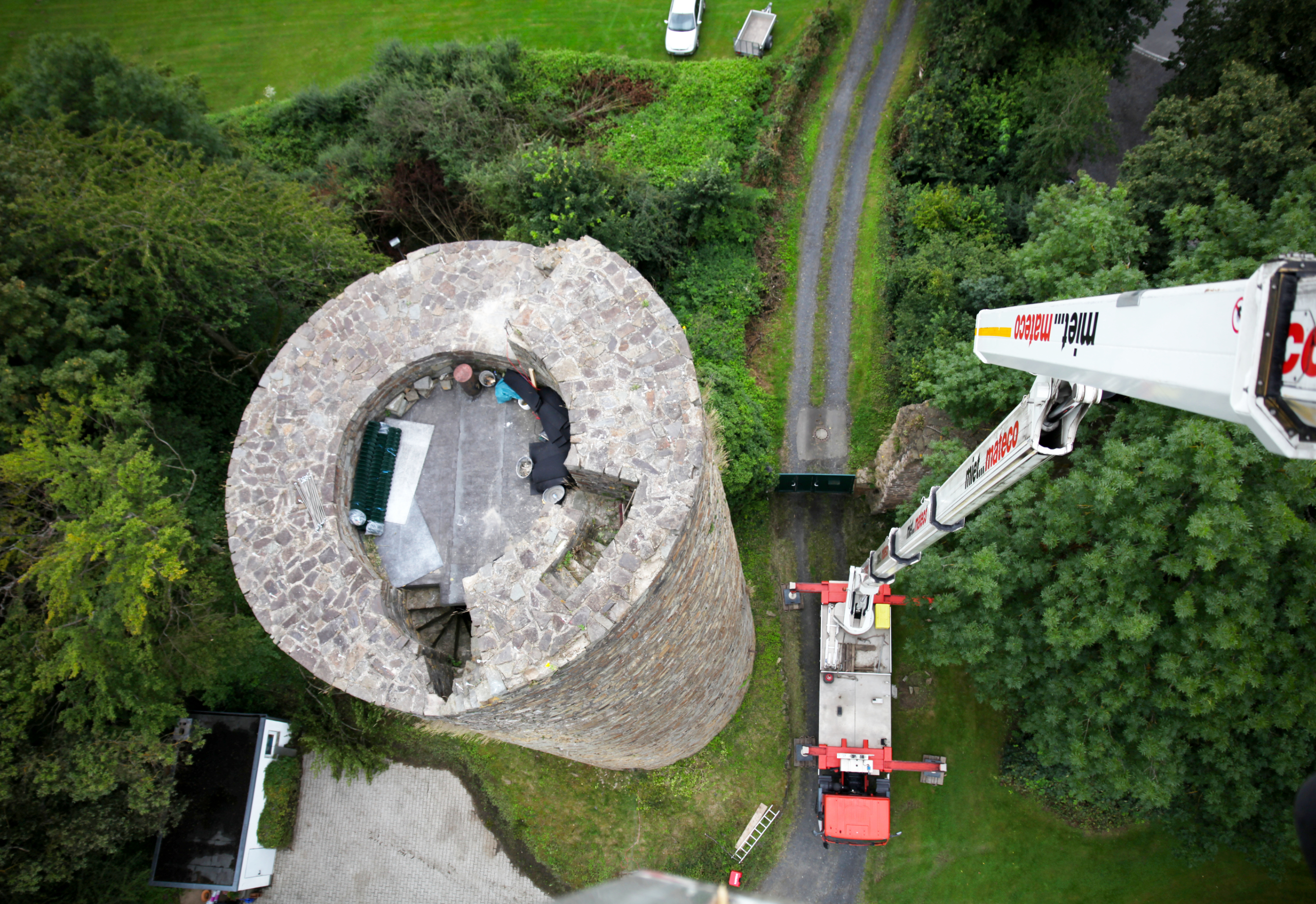 Eulenturm wird abgenetzt Baustart Schloss Augustusburg, Brühl